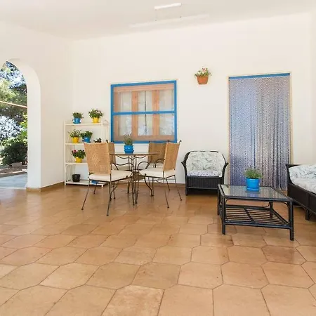 Villa Mina